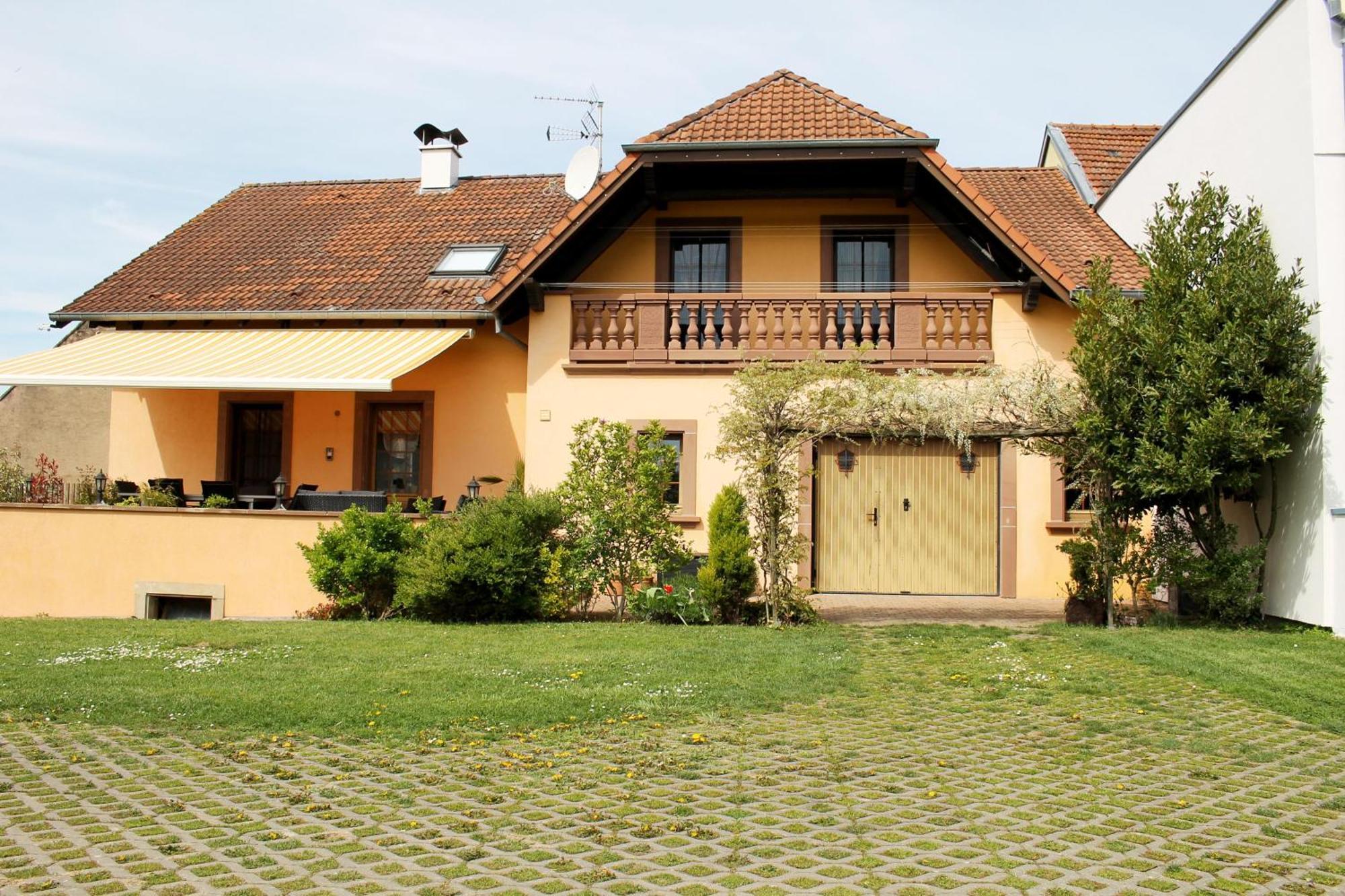 Maison Villabella Butten Exteriér fotografie